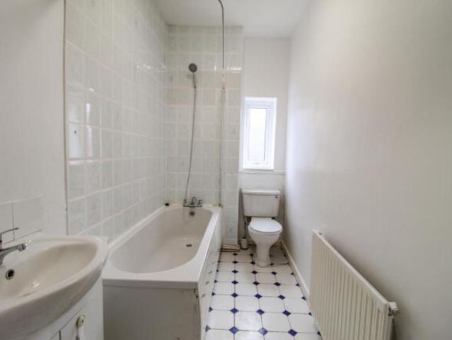 Cottage for rent in Lee Bank, Greater Manchester