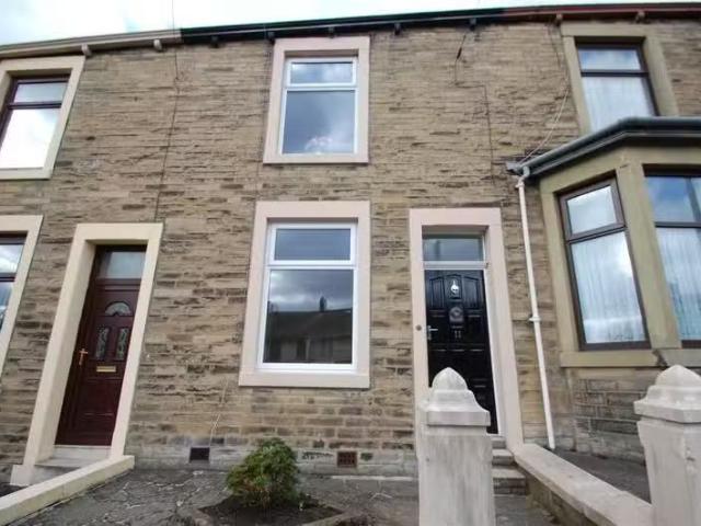 House for rent in Oakenshaw, Backburn