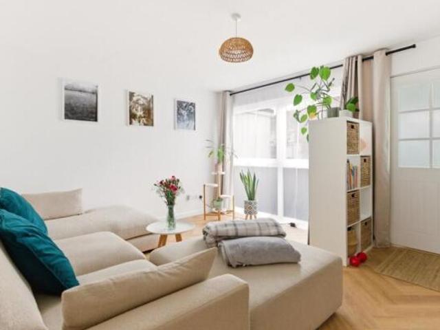 Cottage for rent in St Albans, Five Acres