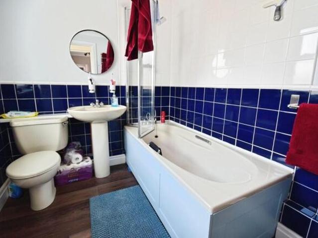 Cottage for rent in Tunstall, Stoke-on-Trent