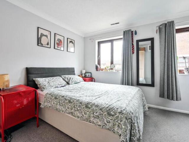 Cottage for rent in Westborough, Surrey
