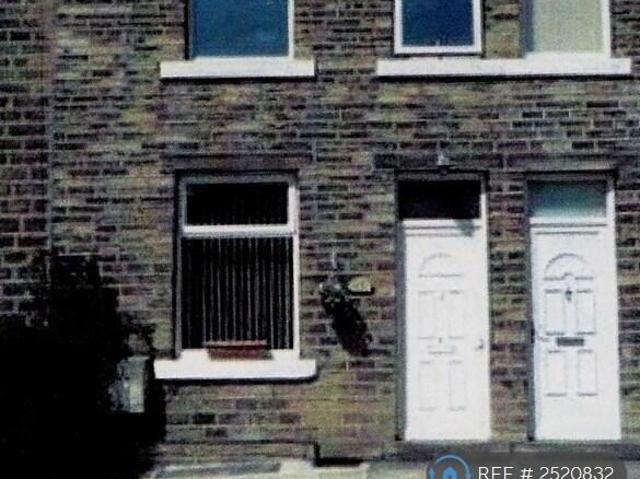 Terraced House for rent in Moldgreen