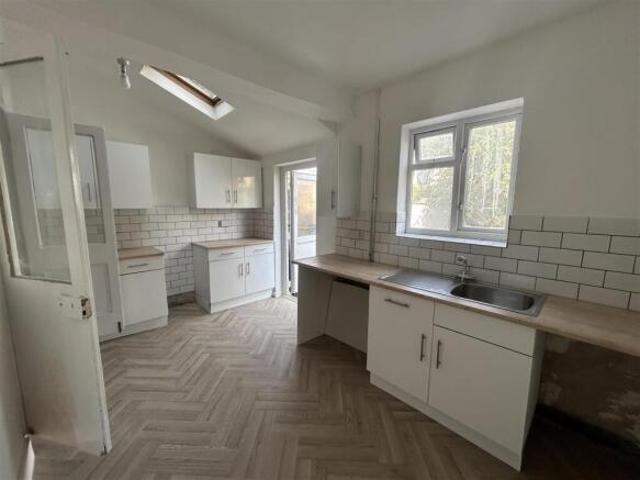 Cottage for rent in Feckenham, City Of Bristol