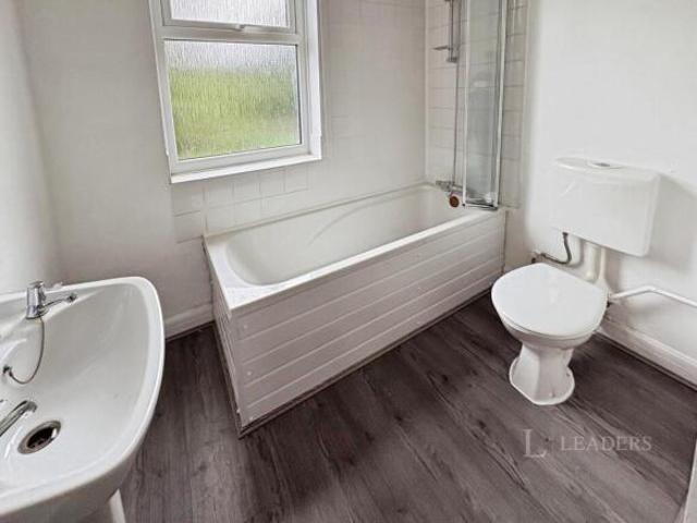 Cottage for rent in Maidenhall, Key Street