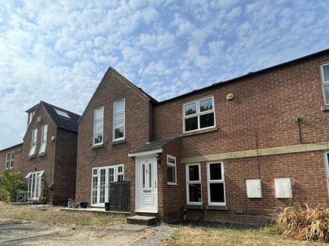 House for rent in Bracknell