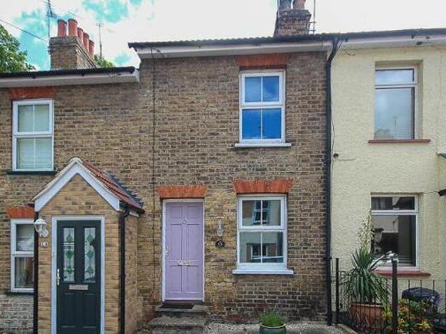 House for rent in Navestock Side, Essex