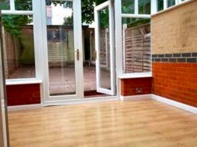 Cottage for rent in Cat Hill