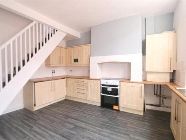 Cottage for rent in Gorton, Manchester