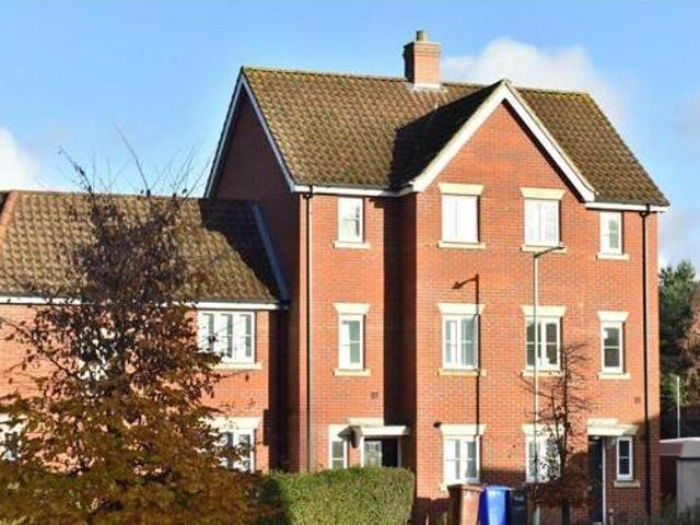 House for rent in Lyons, Greater London