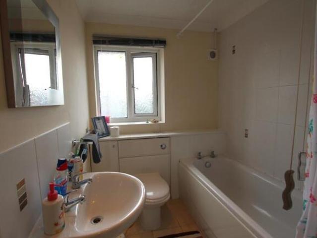 Cottage for rent in Peterborough