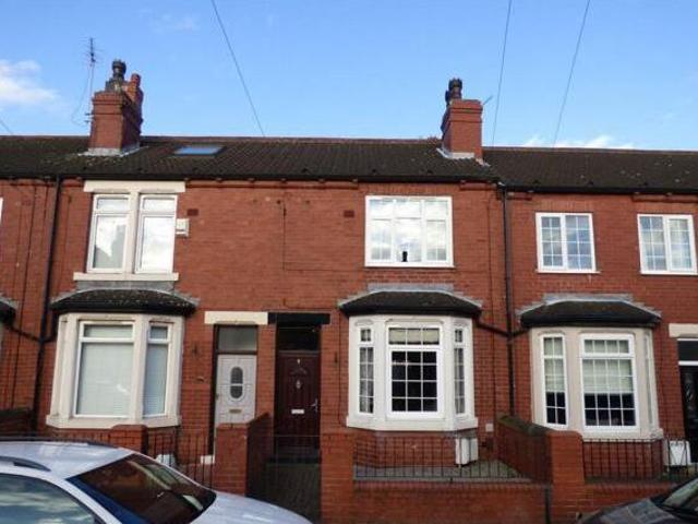 House for rent in Cutsyke, Castleford