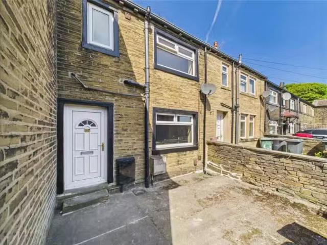 House for rent in Queensbury, West Yorkshire