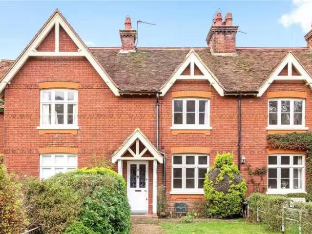 House for rent in Five Acres, Hertfordshire