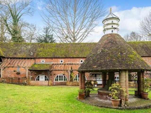 House for rent in Lyons, Greater London