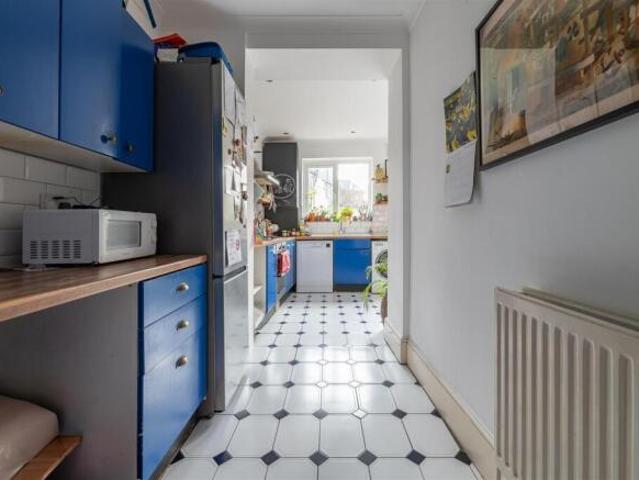 Cottage for rent in Walthamstow, Greater London