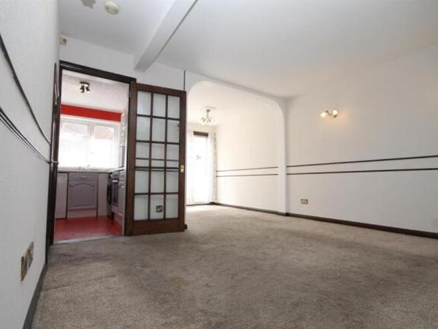 Cottage for rent in Greater London