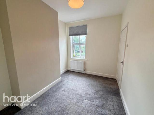 Cottage for rent in Tettenhall Wood, Wolverhampton