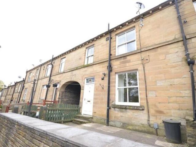 Cottage for rent in Huddersfield, Kirklees