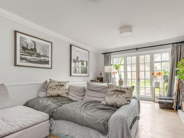 House for rent in Lyons, Greater London