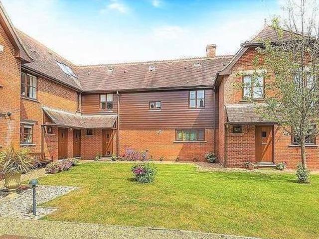 House for rent in Surrey