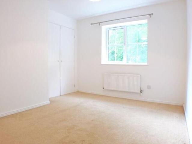Cottage for rent in Penllergaer, Wales