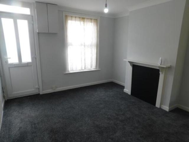 Cottage for rent in Sheerness, Oad Street