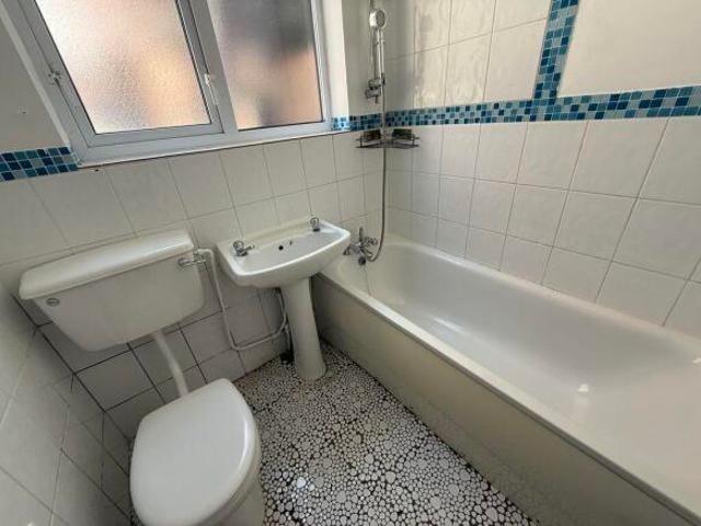 Cottage for rent in Hanley, Stoke-on-Trent