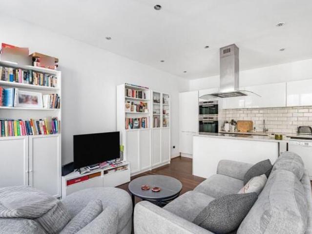 Cottage for rent in Cat Hill