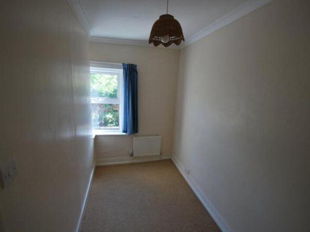 Cottage for rent in Hawkenbury, Sandown Park