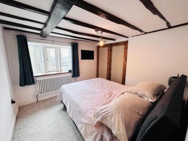 Cottage for rent in Huddersfield, West Yorkshire