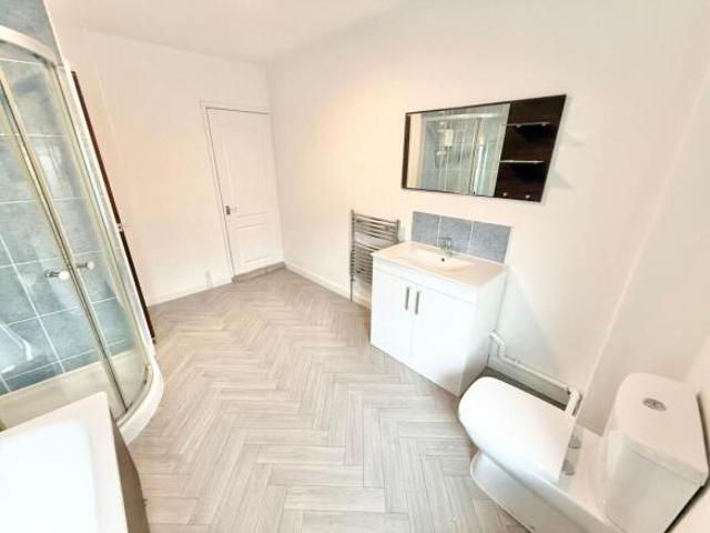 Cottage for rent in Calderstones