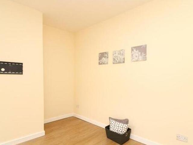 House for rent in Knowle Fold, Darwen