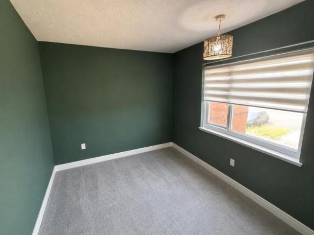 Cottage for rent in South Lane, West Yorkshire