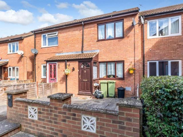 Terraced House for rent in Two Mile Ash Terraced House for rent in Two Mile Ash