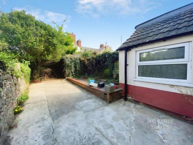 Cottage for rent in Plasnewydd, Falcon Lodge