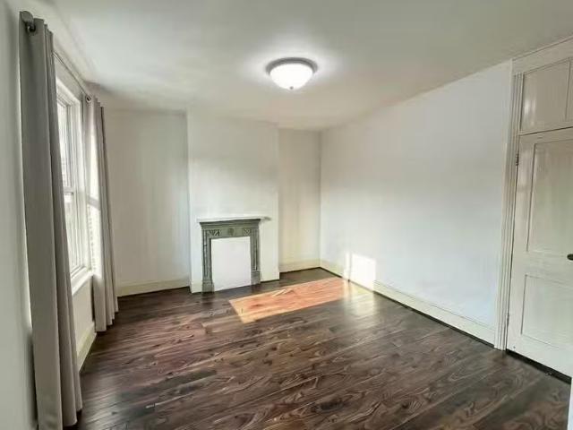 House for rent in Red Hill, Surrey