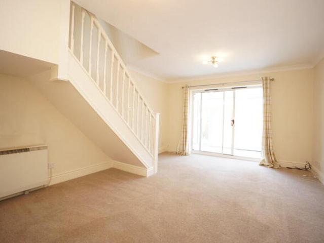 Cottage for rent in High Field, York