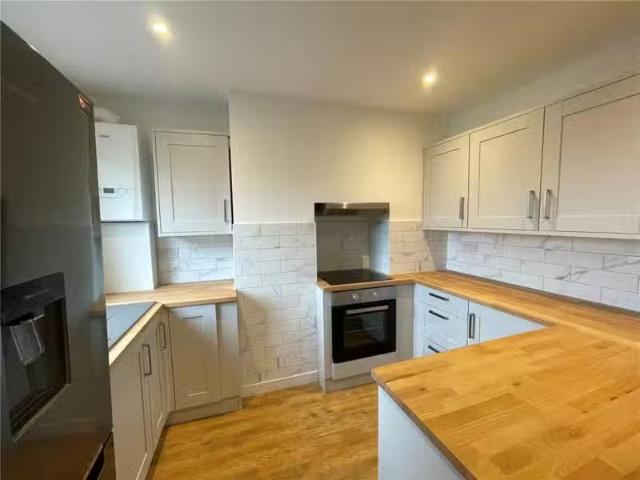 House for rent in Fole, Surrey