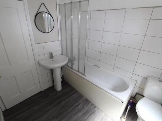 Cottage for rent in Key Street, Suffolk