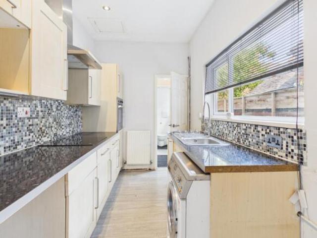 Cottage for rent in Stoke-on-Trent