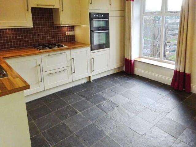 Cottage for rent in Yeadon, West Yorkshire