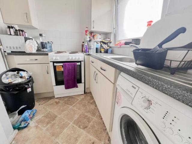 Cottage for rent in Cat Hill