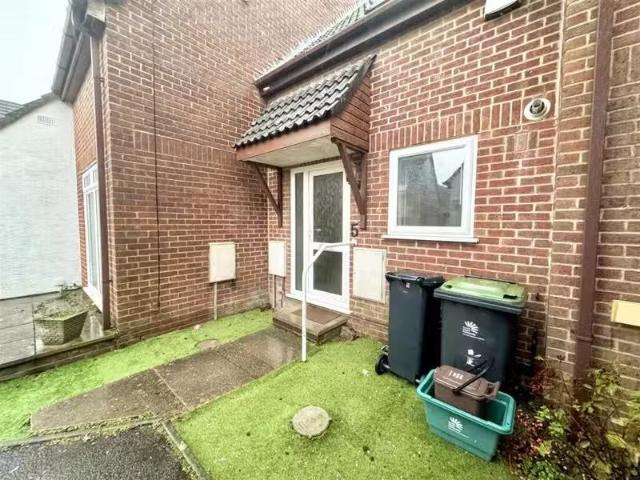 House for rent in Holway, Rumwell