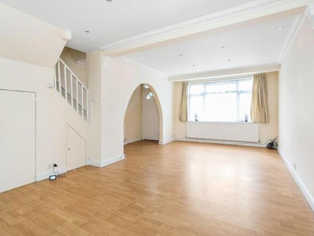 Cottage for rent in Cat Hill