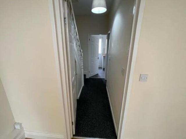 Cottage for rent in Calderstones