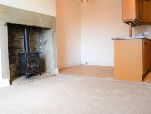 Cottage for rent in Huddersfield, West Yorkshire