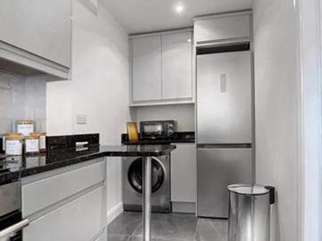 House for rent in Merrow, Guildford