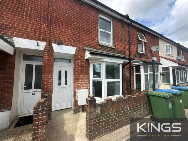 Terraced House for rent in Southampton