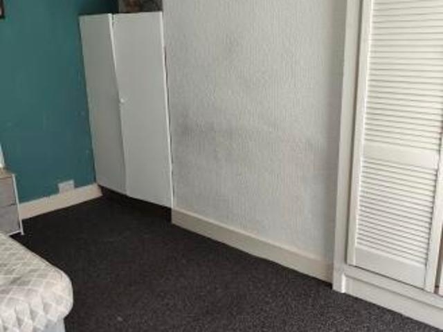 Cottage for rent in Litherland, Sefton