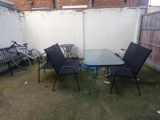 Cottage for rent in Cat Hill